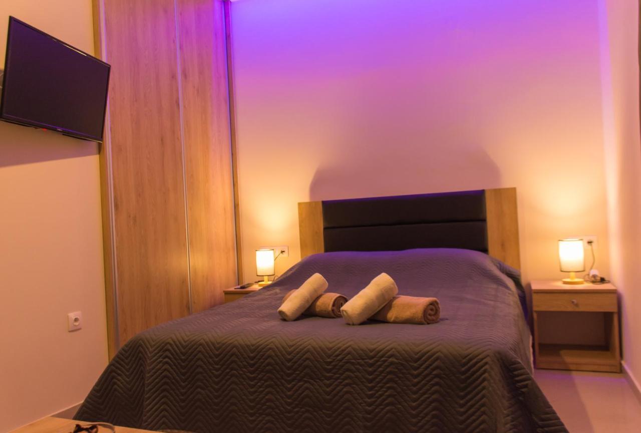 Central Luxury Studio 2 Corinth المظهر الخارجي الصورة